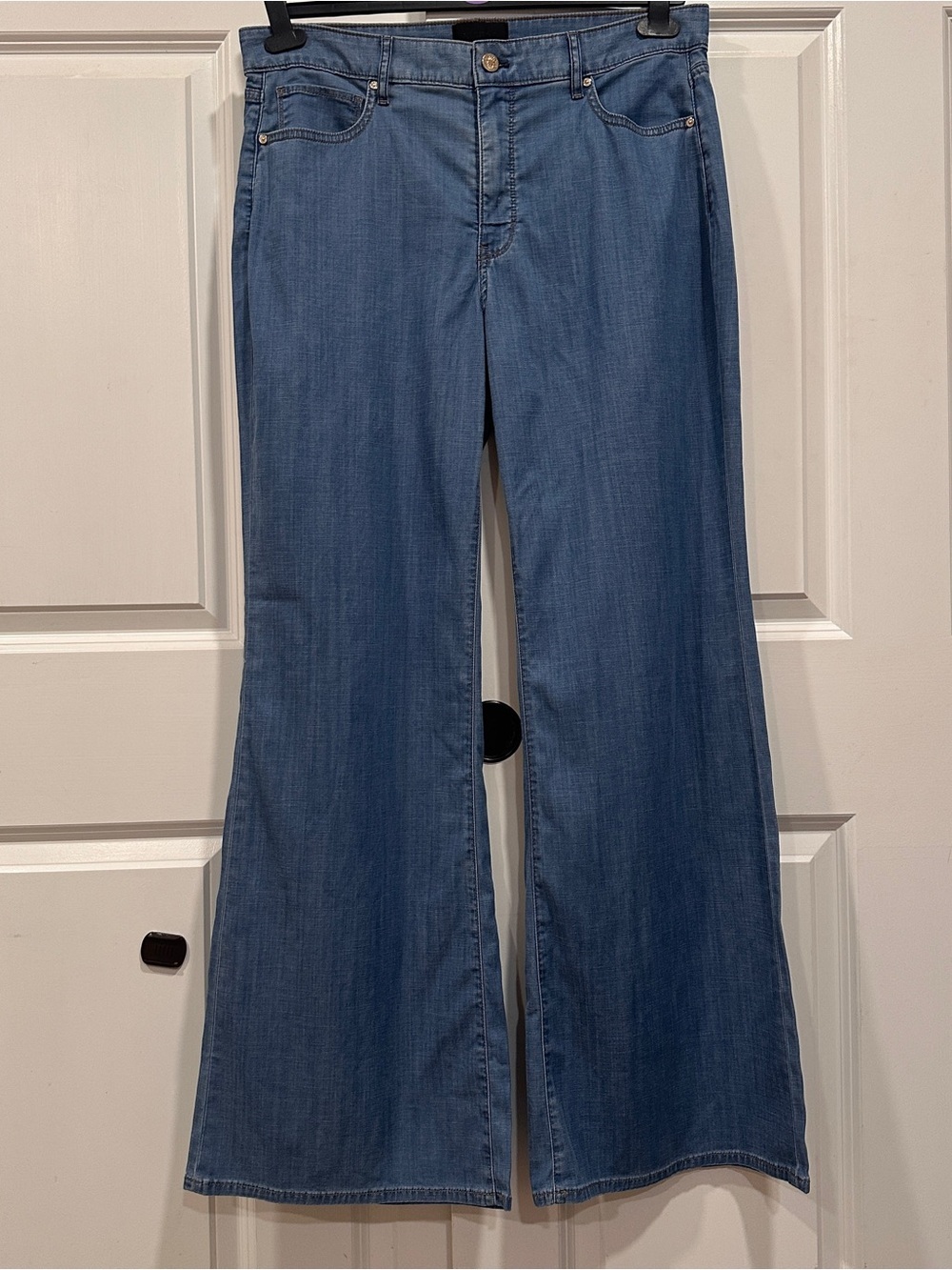 WHBM Lightweight Wide-Leg High Rise Jeans